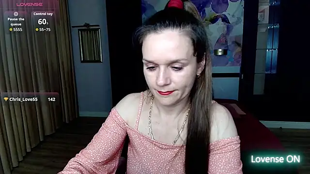 AriaGray online show from April 18, 2026, 7:07 pm