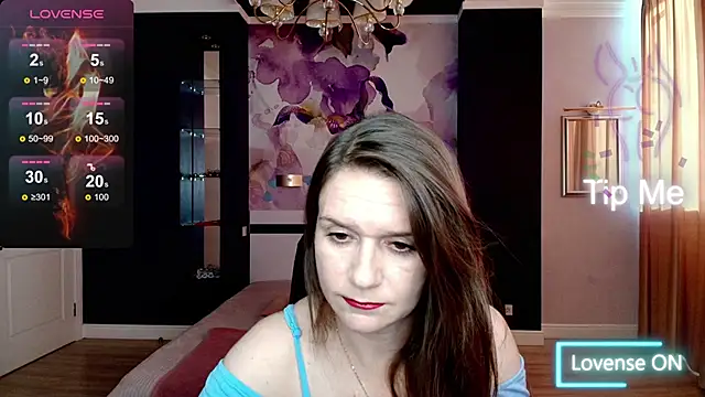 Snapshot of AriaGray chatting on September 15, 2025, 1:33 pm AriaGray online show from September 15, 2025, 1:33 pm