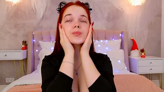 DeniseReese online show from December 20, 2025, 2:36 am