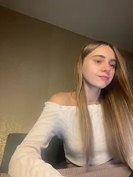 Snapshot of GraceTorrez chatting on October 31, 2025, 4:58 pm GraceTorrez online show from October 31, 2025, 4:58 pm