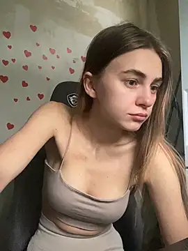 Snapshot of GraceTorrez chatting on March 18, 2025, 6:06 am GraceTorrez online show from March 18, 2025, 6:06 am