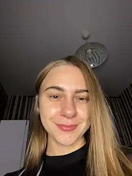 Snapshot of GraceTorrez chatting on October 16, 2025, 2:47 pm GraceTorrez online show from October 16, 2025, 2:47 pm