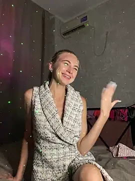 Snapshot of GraceTorrez chatting on September 8, 2025, 5:34 pm GraceTorrez online show from September 8, 2025, 5:34 pm