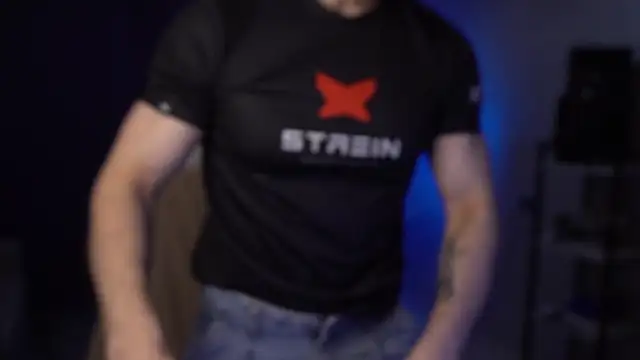 Bruno Banani online show from December 3, 2025, 5:23 pm