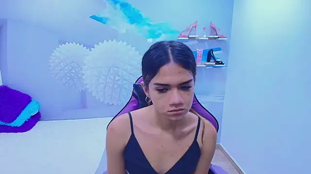 Snapshot of DEMI_LEED chatting on November 22, 2025, 12:26 pm DEMI LEED online show from November 22, 2025, 12:26 pm