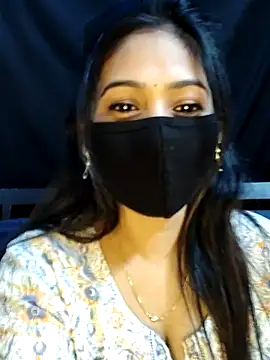 Monalisha G online show from March 15, 2026, 7:32 pm