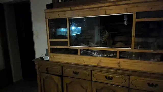 Snapshot of Chao_Key_und_Capitan chatting on March 21, 2025, 6:18 pm Chao Key und Capitan online show from March 21, 2025, 6:18 pm