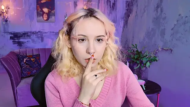 Snapshot of JasmineMilko chatting on March 6, 2025, 5:03 am JasmineMilko online show from March 6, 2025, 5:03 am