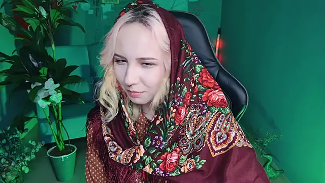 Snapshot of JasmineMilko chatting on March 1, 2025, 8:13 am JasmineMilko online show from March 1, 2025, 8:13 am