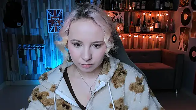Snapshot of JasmineMilko chatting on March 21, 2025, 5:11 am JasmineMilko online show from March 21, 2025, 5:11 am