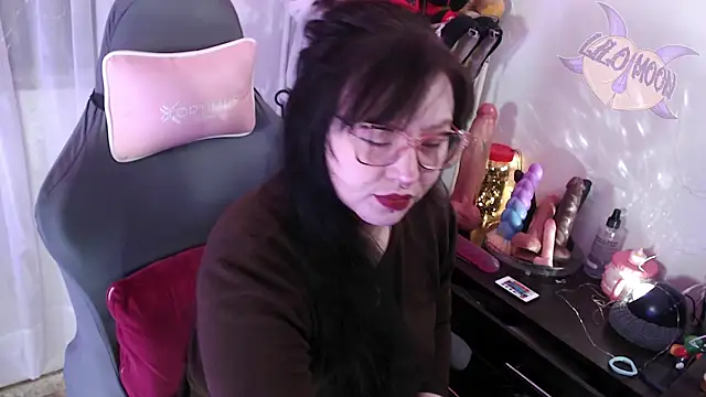 LiloMoon69 online show from September 11, 2025, 12:38 pm