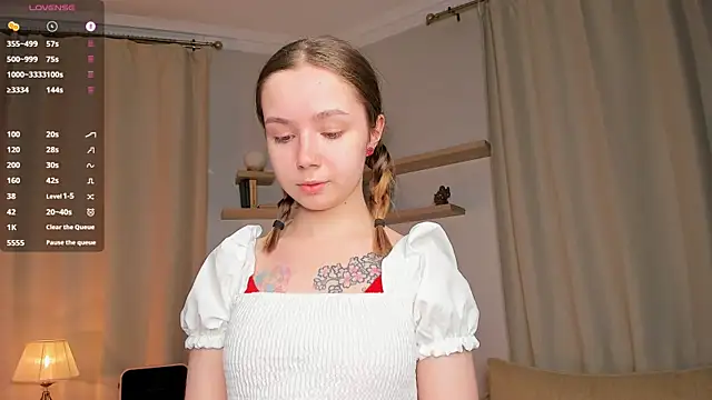 Snapshot of DominikaElis chatting on September 15, 2025, 8:31 pm DominikaElis online show from September 15, 2025, 8:31 pm