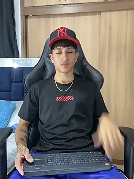  CamiloBass online show from February 20, 2026, 12:51 am