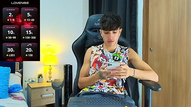Snapshot of _CamiloBass chatting on May 23, 2026, 1:15 am CamiloBass online show from May 23, 2026, 1:15 am