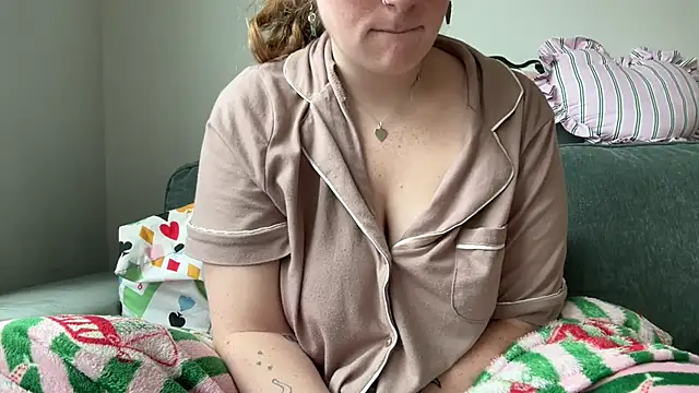 lilsbabyxo online show from June 7, 2026, 9:36 am
