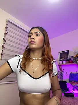 Snapshot of soy_sarah_ chatting on February 20, 2025, 6:13 pm soy sarah online show from February 20, 2025, 6:13 pm