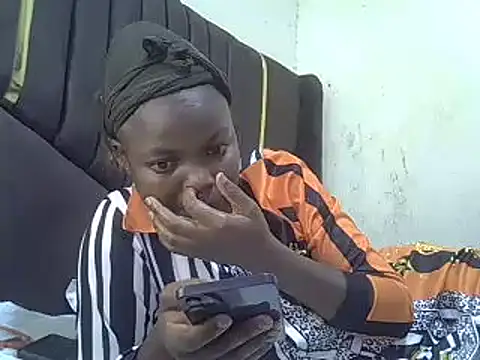 Snapshot of pretty_vivy chatting on March 21, 2025, 5:54 am pretty vivy online show from March 21, 2025, 5:54 am