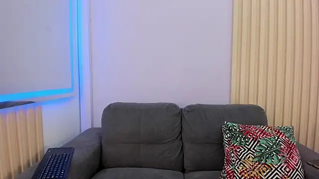 NicoleHaley online show from February 27, 2025, 9:25 pm