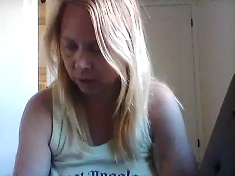 burrkitty online show from November 26, 2025, 10:32 pm