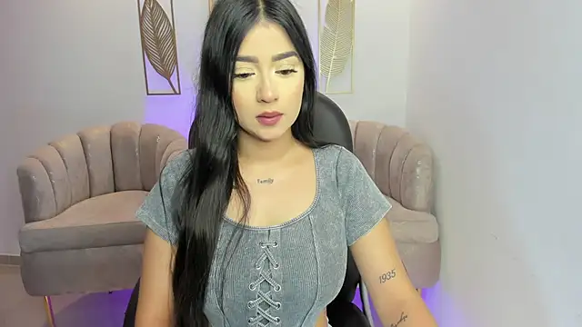 amelie jhons online show from March 23, 2026, 2:00 am