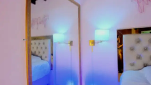 Gallilea Marquez online show from December 22, 2025, 8:42 pm