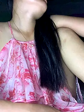 Zeni fer online show from September 28, 2025, 4:36 pm