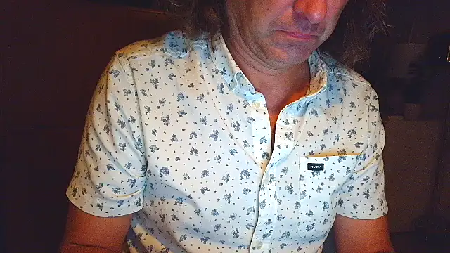 costanza7070 online show from April 19, 2026, 8:04 am