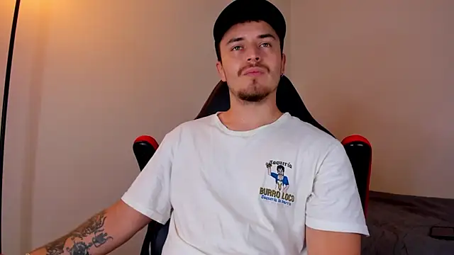 Snapshot of james_connor2 chatting on March 7, 2025, 6:43 pm james connor2 online show from March 7, 2025, 6:43 pm