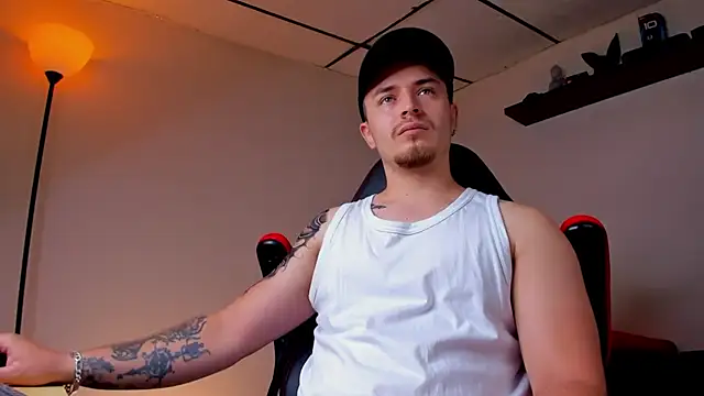 Snapshot of james_connor2 chatting on September 12, 2025, 7:02 pm james connor2 online show from September 12, 2025, 7:02 pm