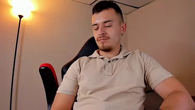 Snapshot of james_connor2 chatting on March 18, 2025, 7:01 pm james connor2 online show from March 18, 2025, 7:01 pm