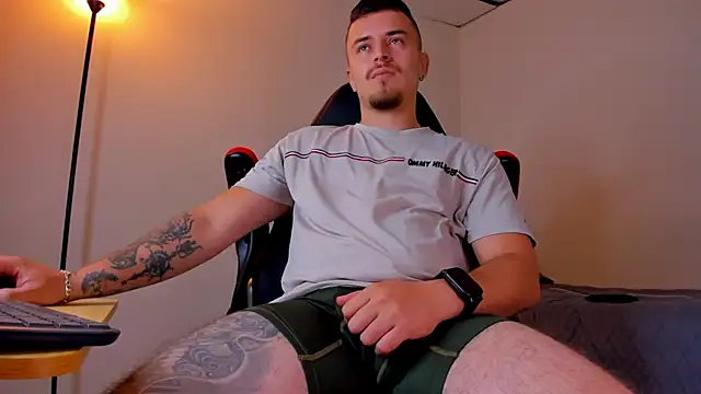 Snapshot of james_connor2 chatting on March 16, 2025, 7:38 pm james connor2 online show from March 16, 2025, 7:38 pm