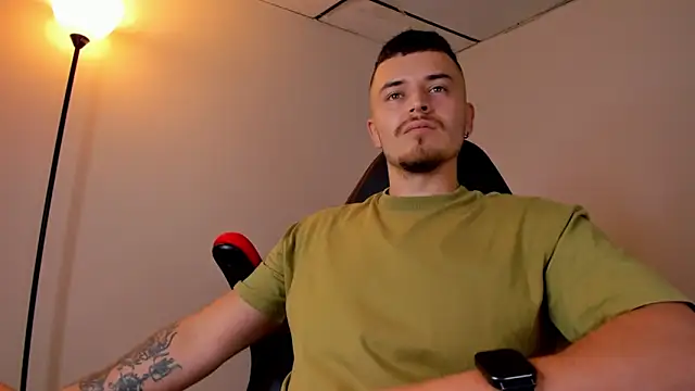 Snapshot of james_connor2 chatting on March 12, 2025, 7:14 pm james connor2 online show from March 12, 2025, 7:14 pm