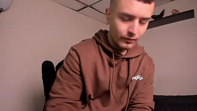 james connor2 online show from December 20, 2025, 6:44 pm