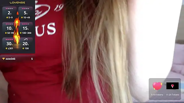 Naughty Annn online show from April 13, 2026, 2:37 am