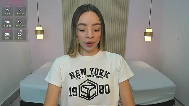 AliceRoss0 online show from February 13, 2026, 8:20 pm