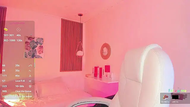 TiffanyWright online show from November 7, 2025, 11:37 am