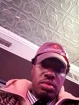 BlackD4uxo online show from October 24, 2025, 5:50 am