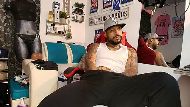 Leenar Key online show from January 15, 2026, 9:56 am