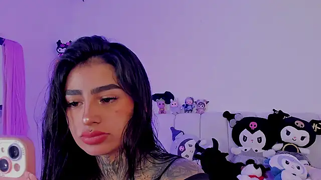 shadowcatt  online show from November 4, 2025, 10:13 pm