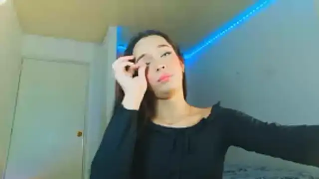 Snapshot of alexaryderr chatting on February 6, 2026, 2:29 am alexaryderr online show from February 6, 2026, 2:29 am