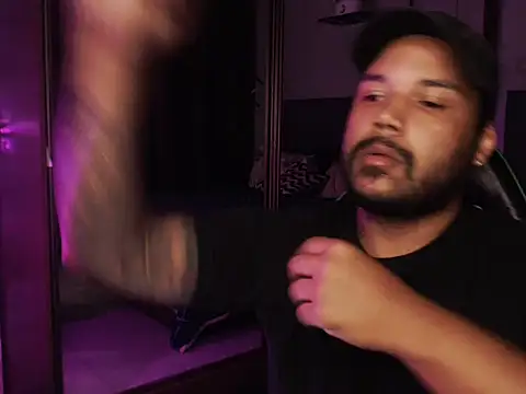 Snapshot of Ale_Mineiro chatting on March 6, 2026, 11:05 am Ale Mineiro online show from March 6, 2026, 11:05 am