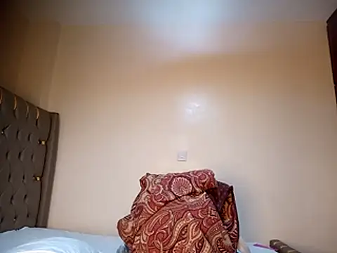 Pretty tiffany online show from November 22, 2025, 10:36 am