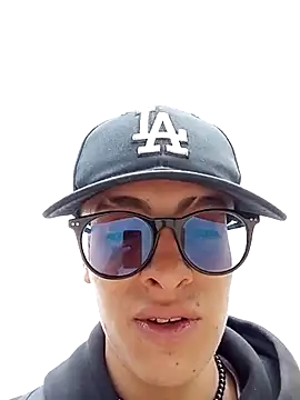 Snapshot of Cuervo_maniaco chatting on February 26, 2025, 4:27 pm Cuervo maniaco online show from February 26, 2025, 4:27 pm