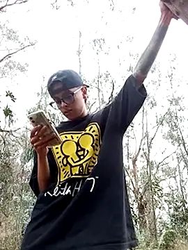 Snapshot of Cuervo_maniaco chatting on March 5, 2025, 7:27 pm Cuervo maniaco online show from March 5, 2025, 7:27 pm