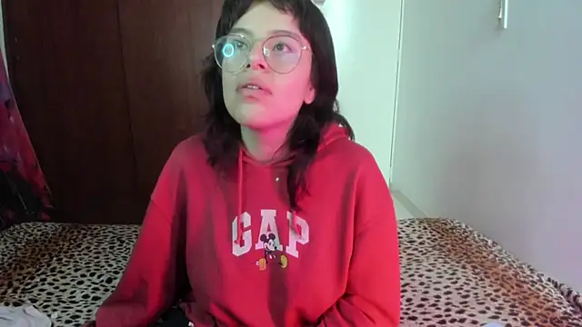 Snapshot of Lucyfx666 chatting on September 22, 2025, 11:49 am Lucyfx666 online show from September 22, 2025, 11:49 am