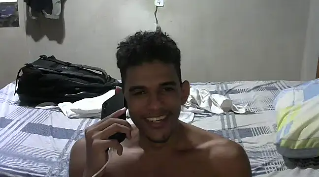 Snapshot of RenziTatte chatting on March 1, 2025, 5:09 am RenziTatte online show from March 1, 2025, 5:09 am