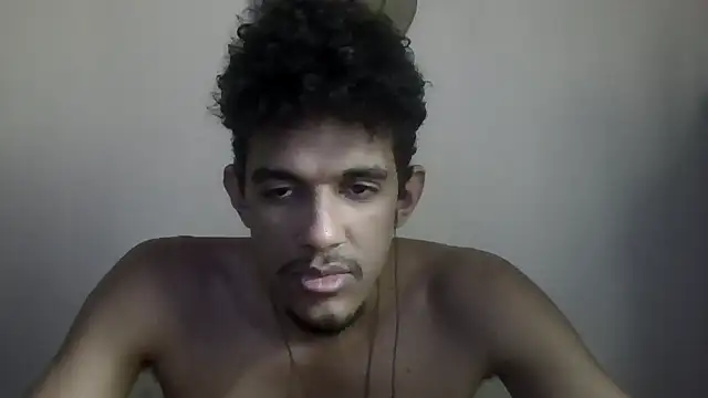 Snapshot of RenziTatte chatting on October 22, 2025, 3:33 pm RenziTatte online show from October 22, 2025, 3:33 pm