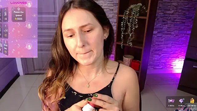 Snapshot of Manuela_bela chatting on March 18, 2025, 11:11 am Manuela bela online show from March 18, 2025, 11:11 am