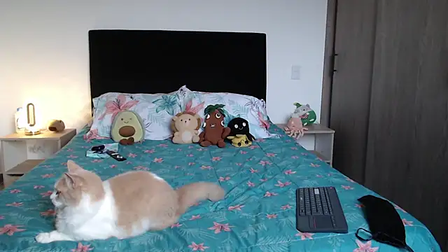 TatianaMonteross online show from April 14, 2026, 11:04 am