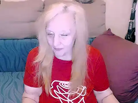 ANNAMATURE54 online show from April 19, 2026, 7:16 pm